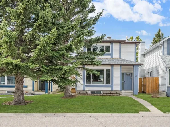 76 E Woodborough Cres SW, Calgary, AB T2W 5A2