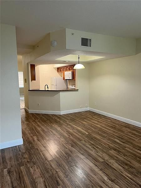 1st image of 701 SW 148th Ave APT 112