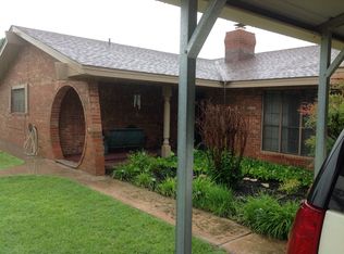 805 W C St, Eldorado, OK 73537