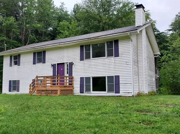 497 E Clarendon Road, Clarendon, VT 05759