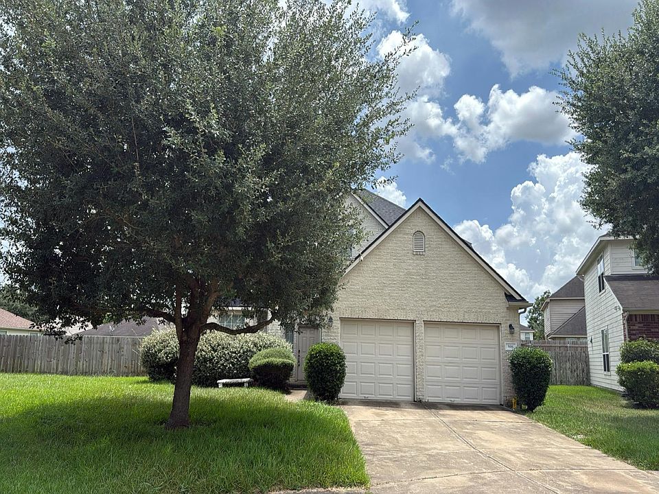 1st image of 806 Rosa Del Villa Ct