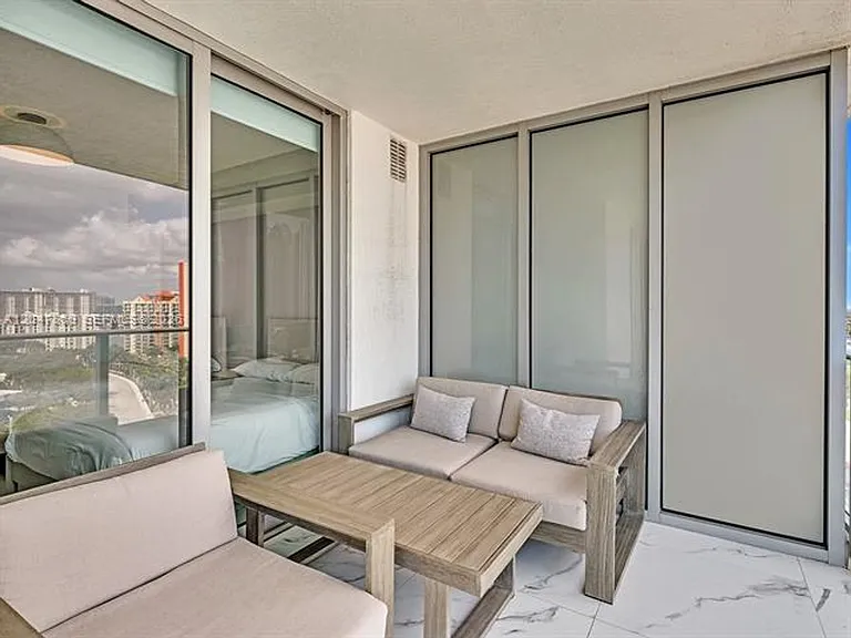 300 Sunny Isles Blvd #CU-4-1503 — Photo 27