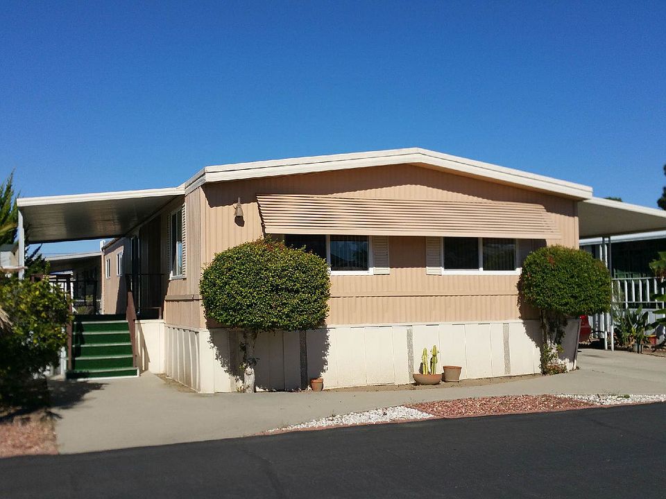 425 Gaviota Pl.