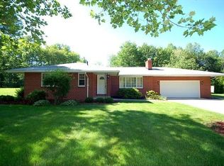 8944 Altura Dr NE, Warren, OH