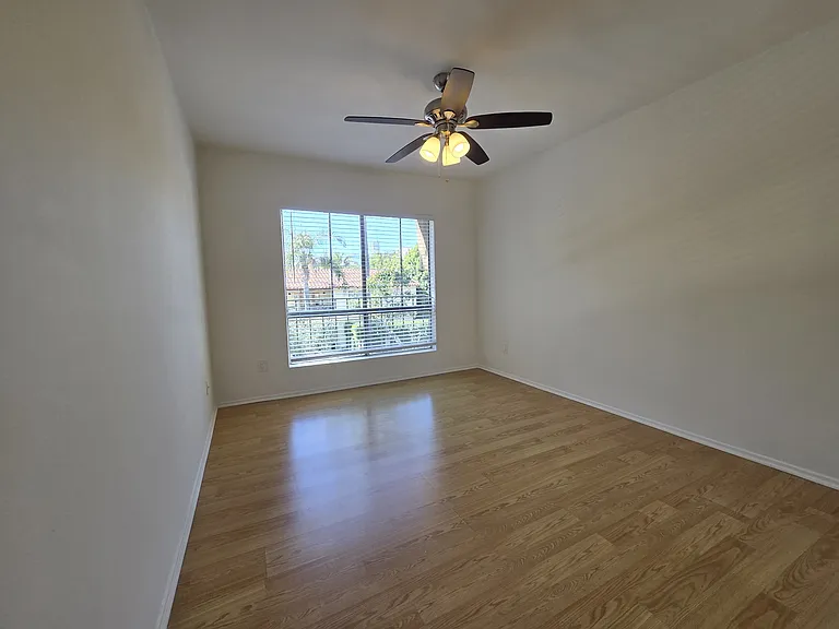 854 Westbourne Dr. — Photo 17