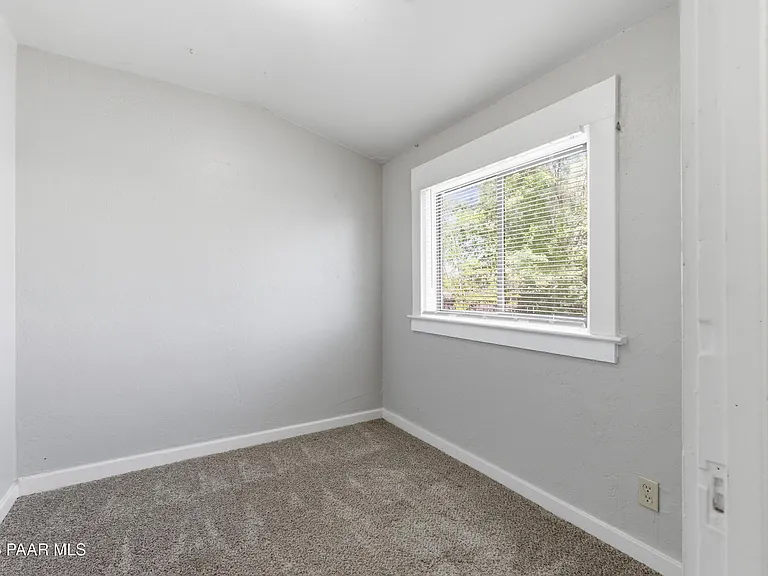 309 N Mount Vernon Ave — Photo 14