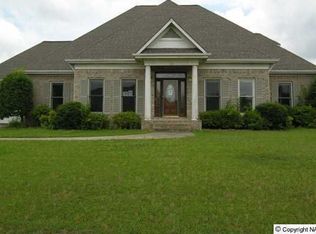 114 Asheville Dr, Huntsville, AL 35811