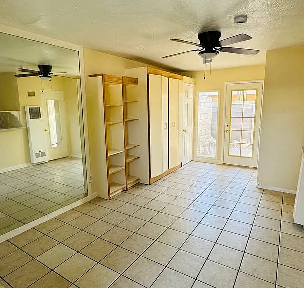540-570 S Highland Dr — Photo 4