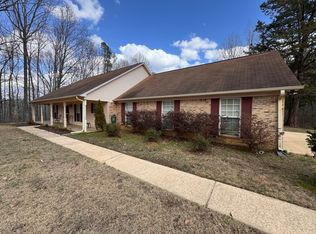 4381 Eddington Rd, Pontotoc, MS 38863