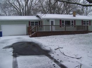6912 Pippin Dr, Michigan City, IN 46360