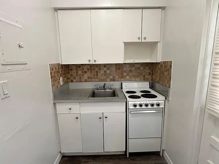 7700 N Miami Ave #6 — Photo 6