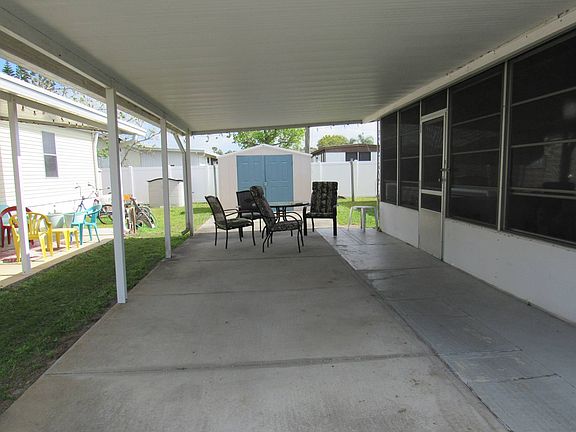 4th image of 5595 E Irlo Bronson Memorial Hwy #59