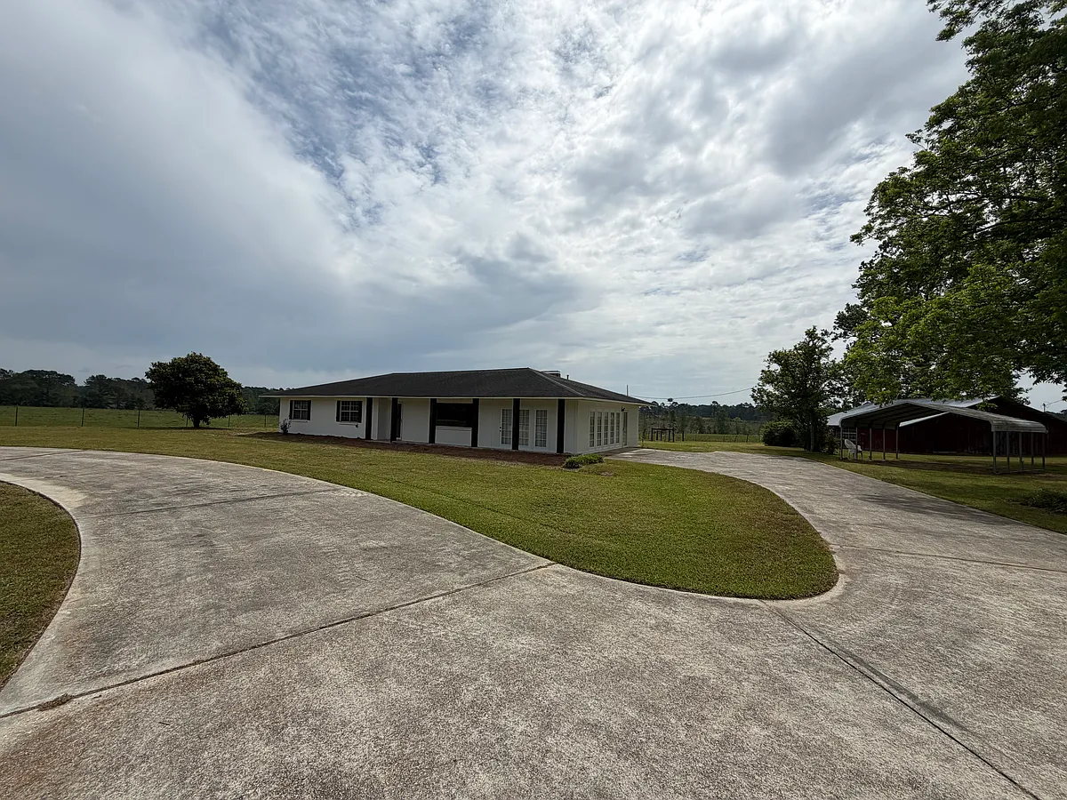 Building Photo - 730 Old Progress Rd
