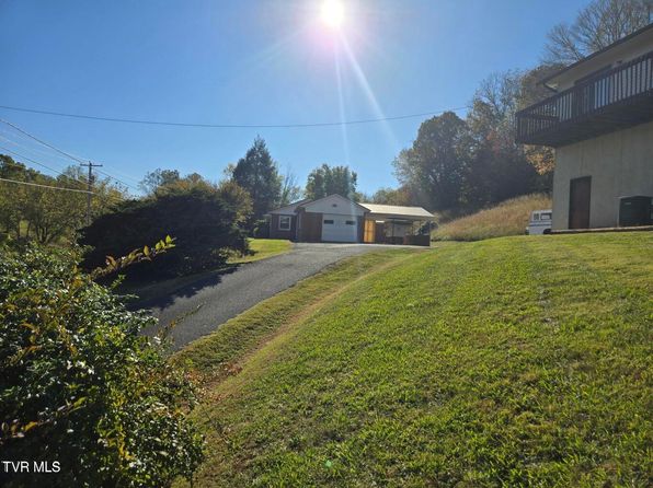 1142 Jackson Hollow Rd, Kingsport, TN 37663