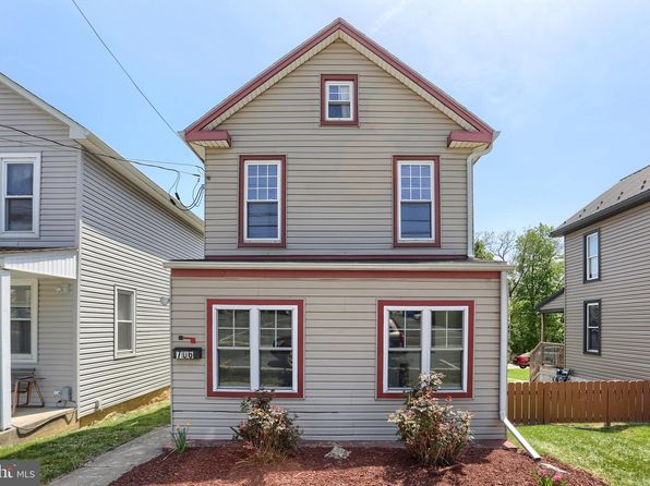 706 State St, Lemoyne, PA 17043