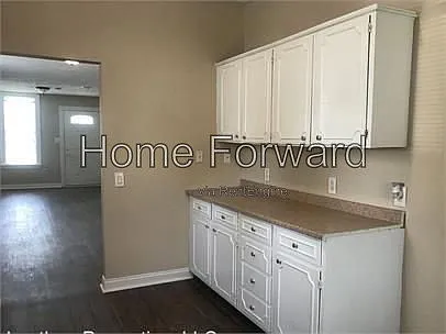 767 Maple Ave — Photo 10