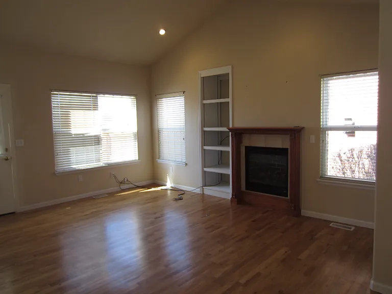 15555 E 40th Ave #53 — Photo 4