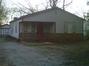 2nd image of 2811 Union Dr NW