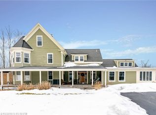 4 Winn Rd, Falmouth, ME 04105