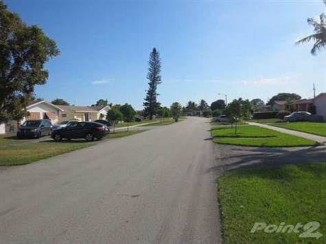2nd image of 21260 N Miami Ave