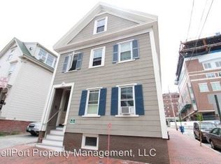 20 Hill St #2, Portland, ME 04102