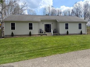 109 Cottage Hill Ln, Beverly, WV 26253