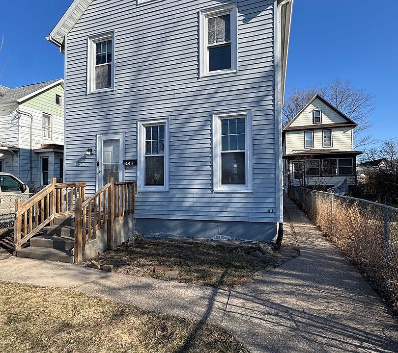 1st image of 615 44th St #615