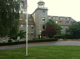 17 Douglas Rd, Oxford, MA 01540