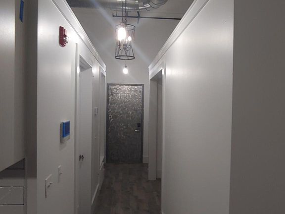 5th image of 310 Hoyt St #109