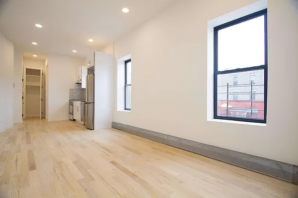 Rented by Nooklyn NYC LLC | media 28