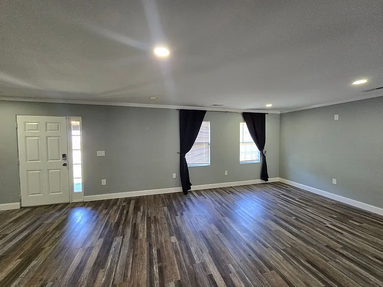 503 Lowdermilk St — Photo 7
