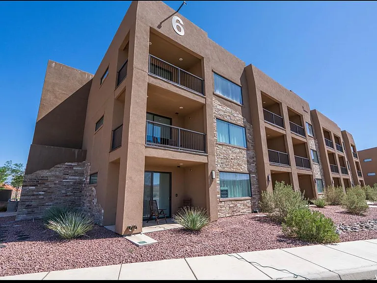 5160 W Villas North Dr #6-212 — Photo 4