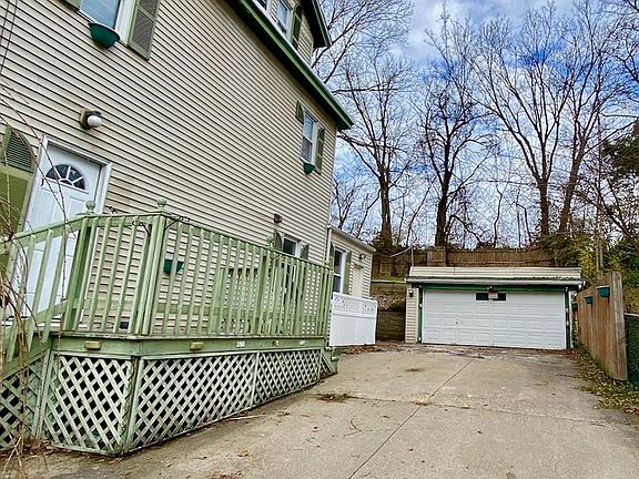 2nd image of 3034 Glenway Ave Unit 1