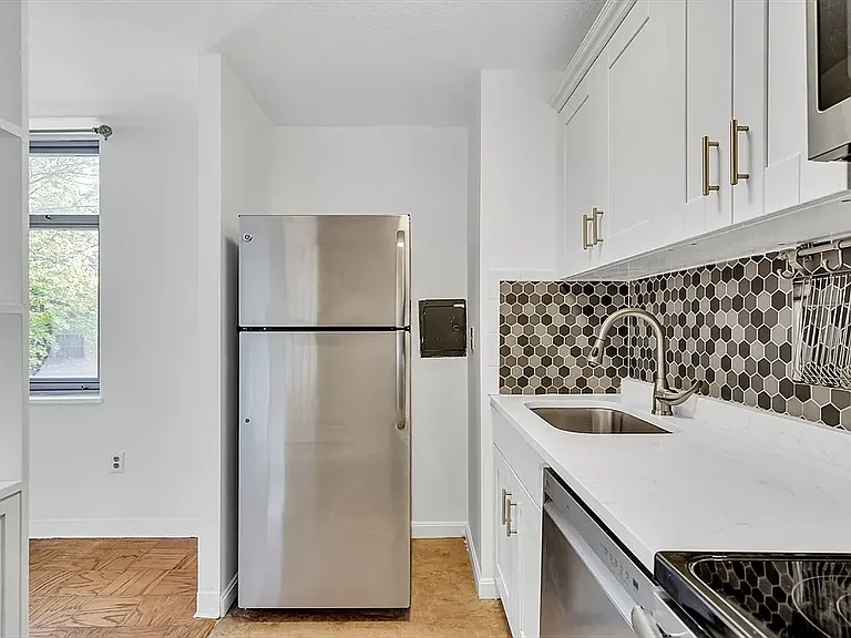 125 Trapelo Rd #12 — Photo 4