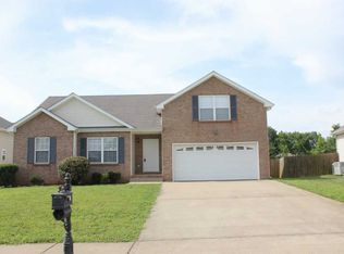 1921 Patton Rd, Clarksville, TN 37042