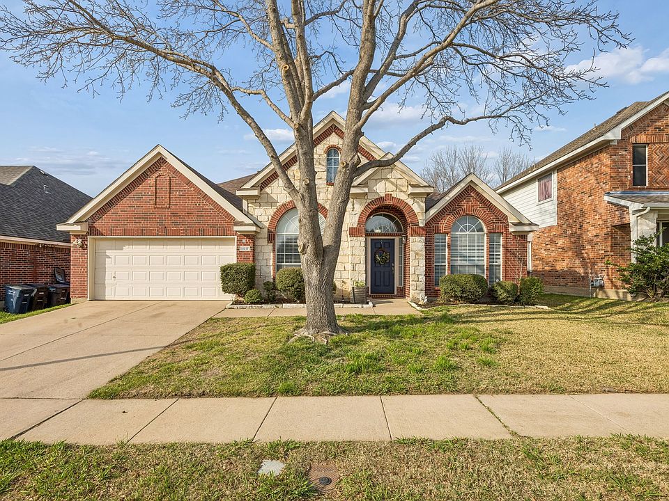1st image of 5517 Lawnsberry Dr