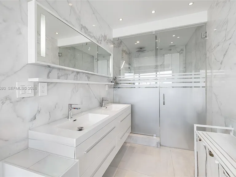 3 Island Ave #14D — Photo 10
