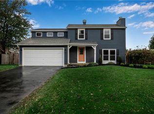 5 Foxhunt Rd, Lancaster, NY 14086