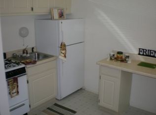 607 W Healey St, Champaign, IL 61820