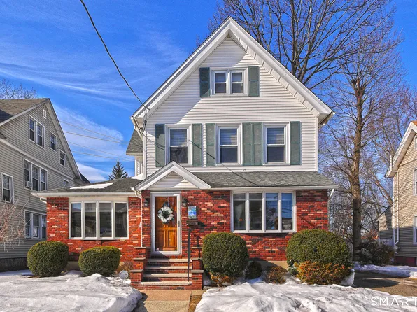 15 Wallace Street, West Haven, CT 06516