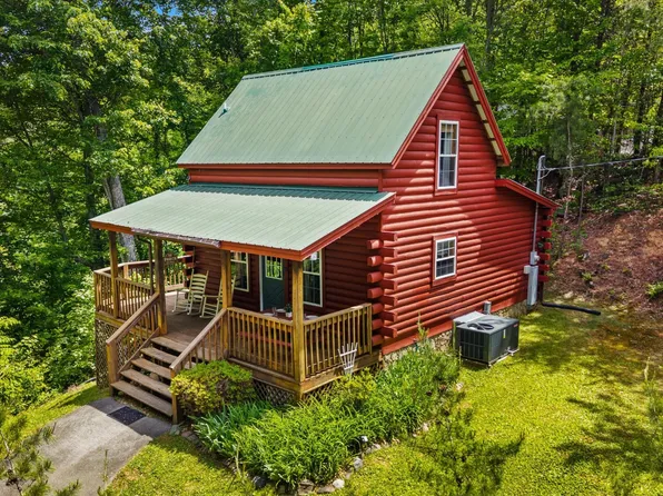 1830 Cherry View Ln, Sevierville, TN 37876