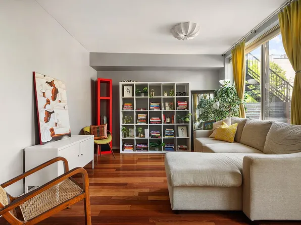 185 13th St APT 1B, Brooklyn, NY 11215
