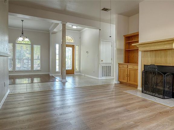 5th image of 172 Kahana Ln