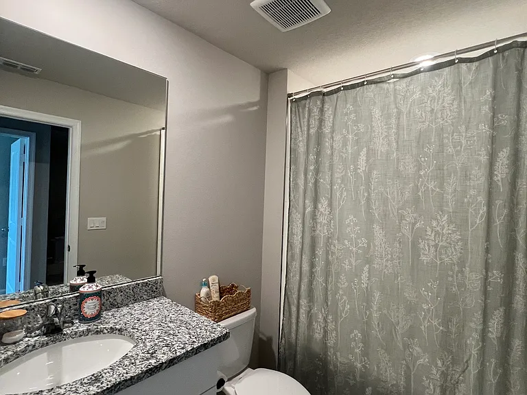 5698 Edgewater Cir — Photo 18