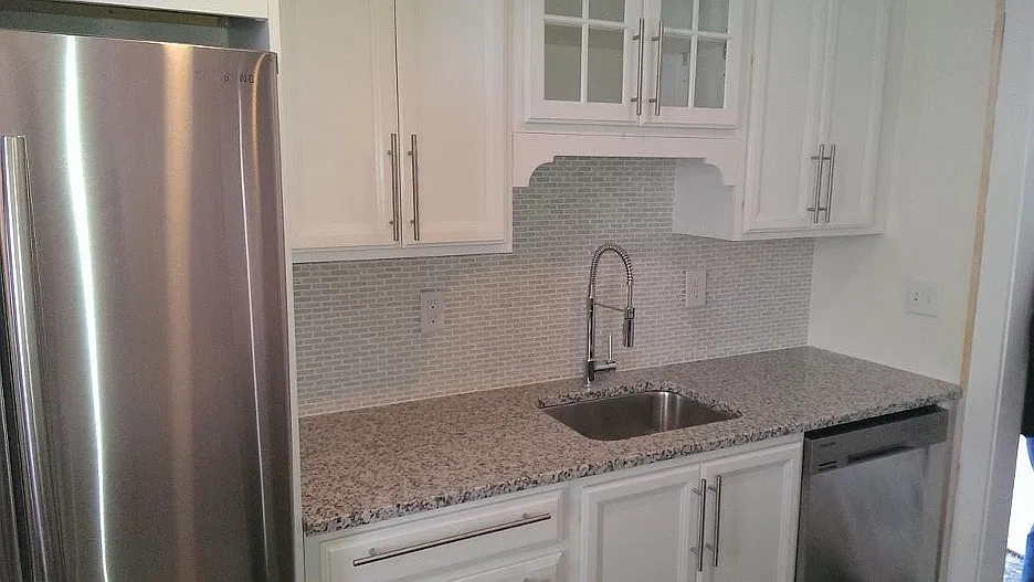 3 bed, 1350 sqft, $3,950 — Photo 4