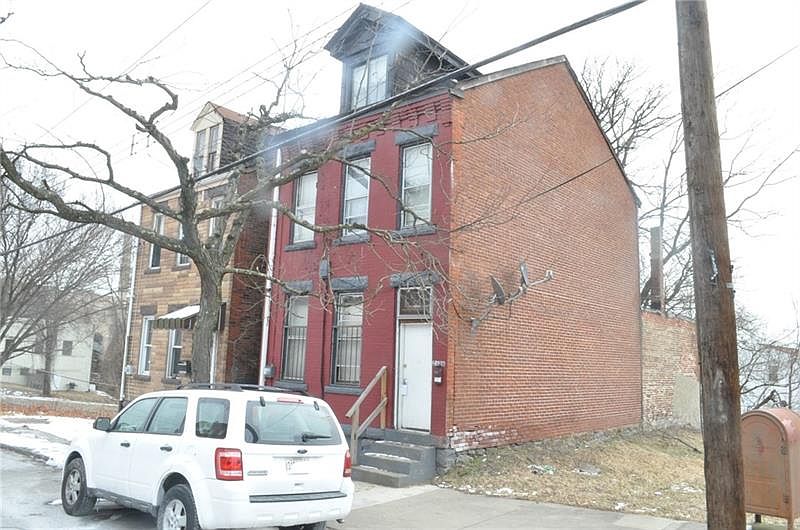 2nd image of 2426 Webster Ave