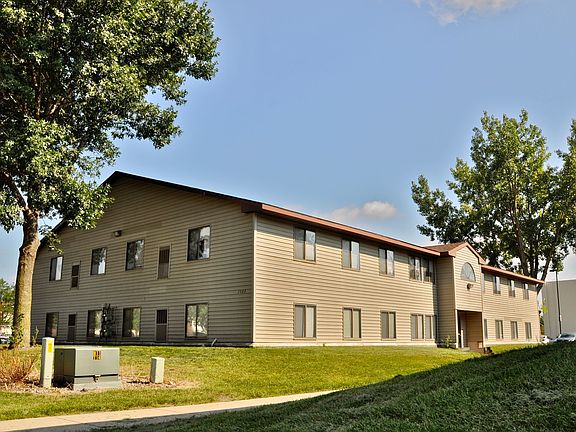 2nd image of 1510 Warren St APT 101