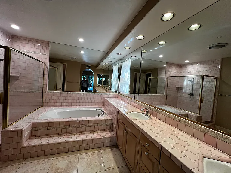 2357 Brookshire Ln — Photo 98