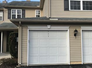111 Oriole Ct, Hummelstown, PA 17036