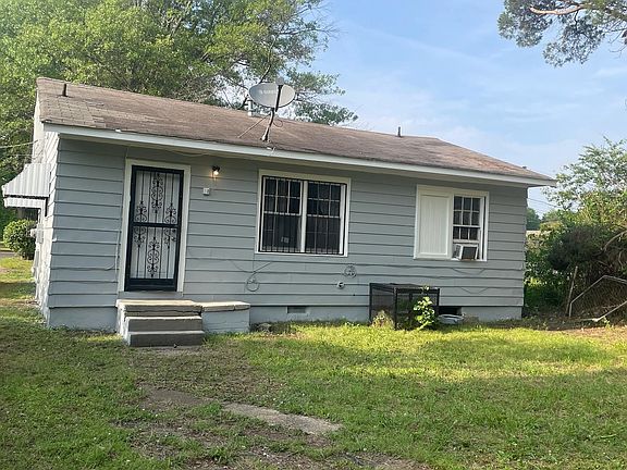 4th image of 3481 Sharpe Ave